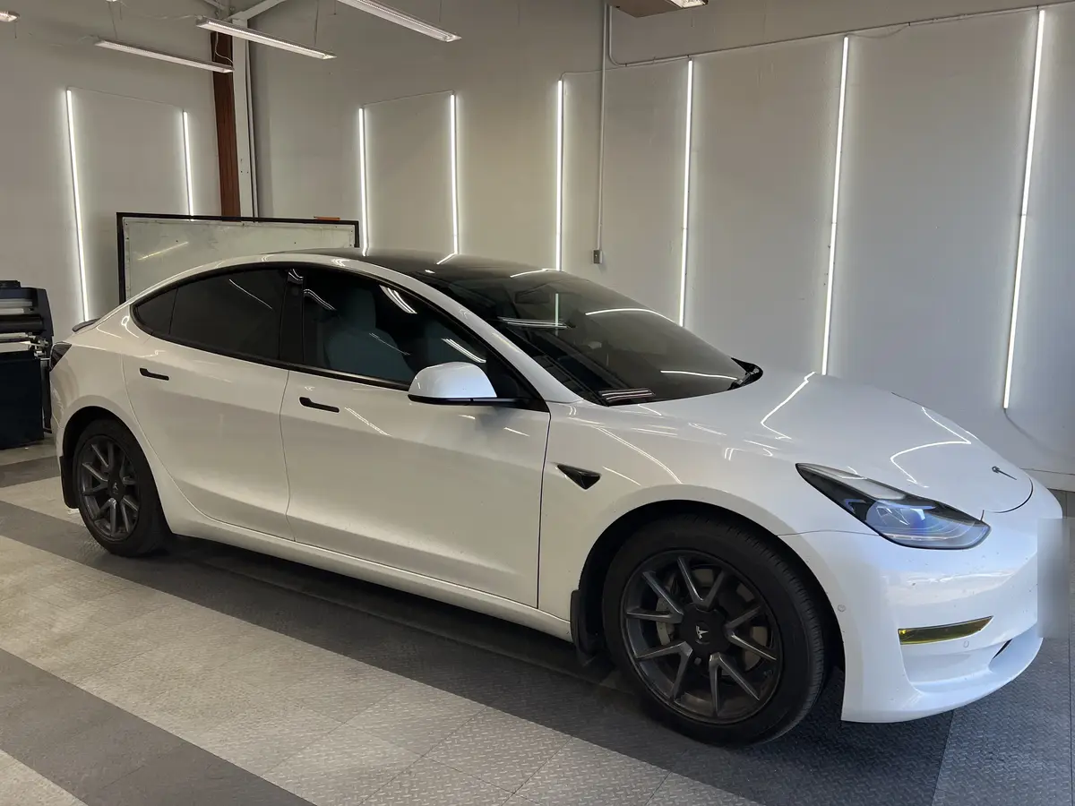White Tesla Model 3 after Avery Dennison Encore Supreme IR ir ceramic window tint (view 3)