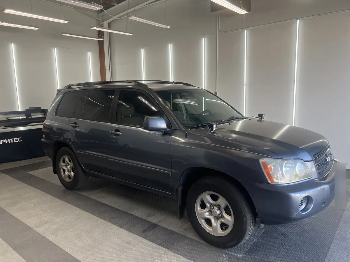 Gray Toyota Highlander after Avery Dennison Encore Supreme ceramic window tint (view 1)
