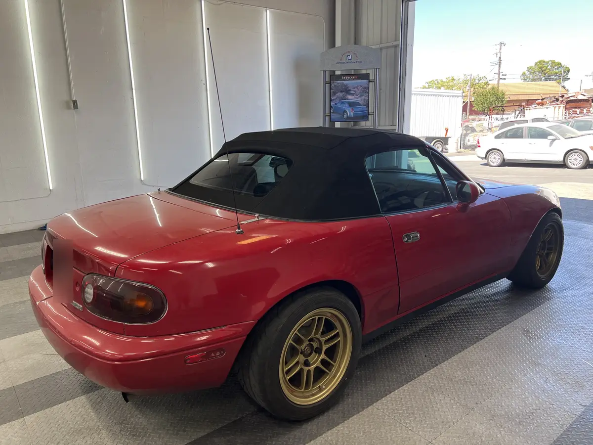 Red Mazda MX-5 Miata after Avery Dennison Encore Supreme IR ir ceramic window tint (view 3)