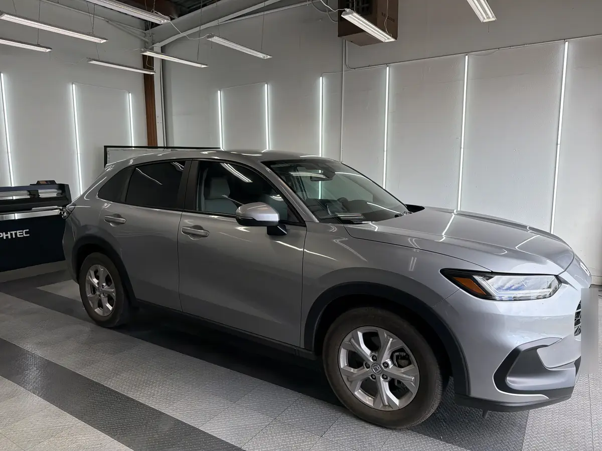 Silver Honda HR-V after Avery Dennison Encore Supreme ceramic window tint (view 1)
